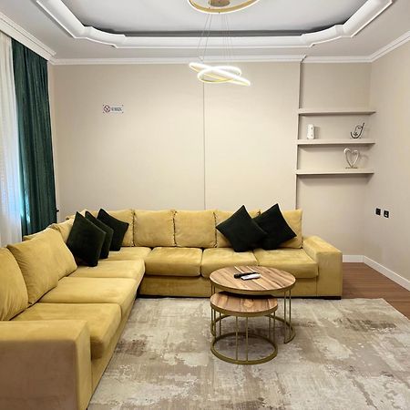Golden Dublex Tirana Apartment Ngoại thất bức ảnh