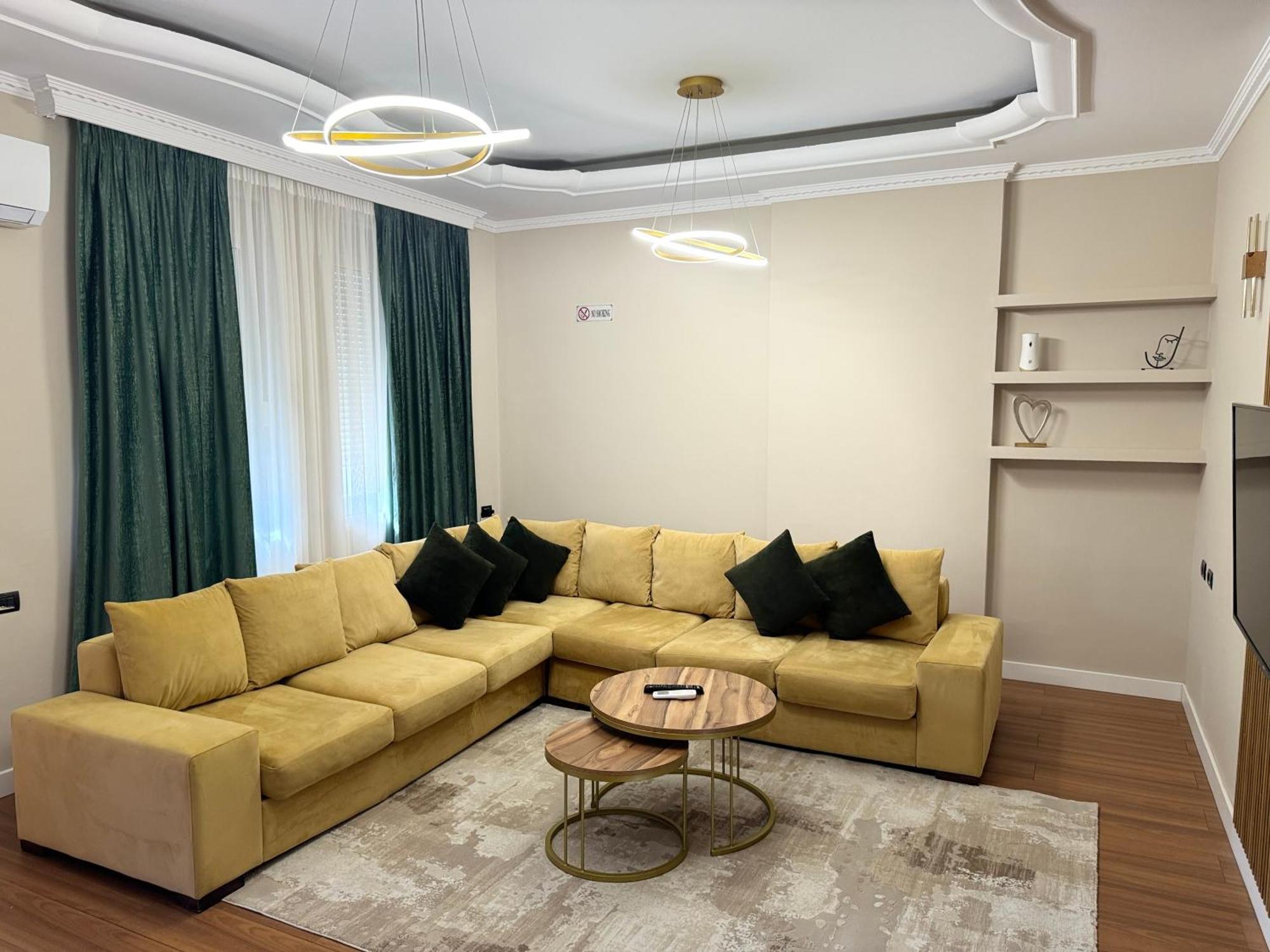 Golden Dublex Tirana Apartment Ngoại thất bức ảnh