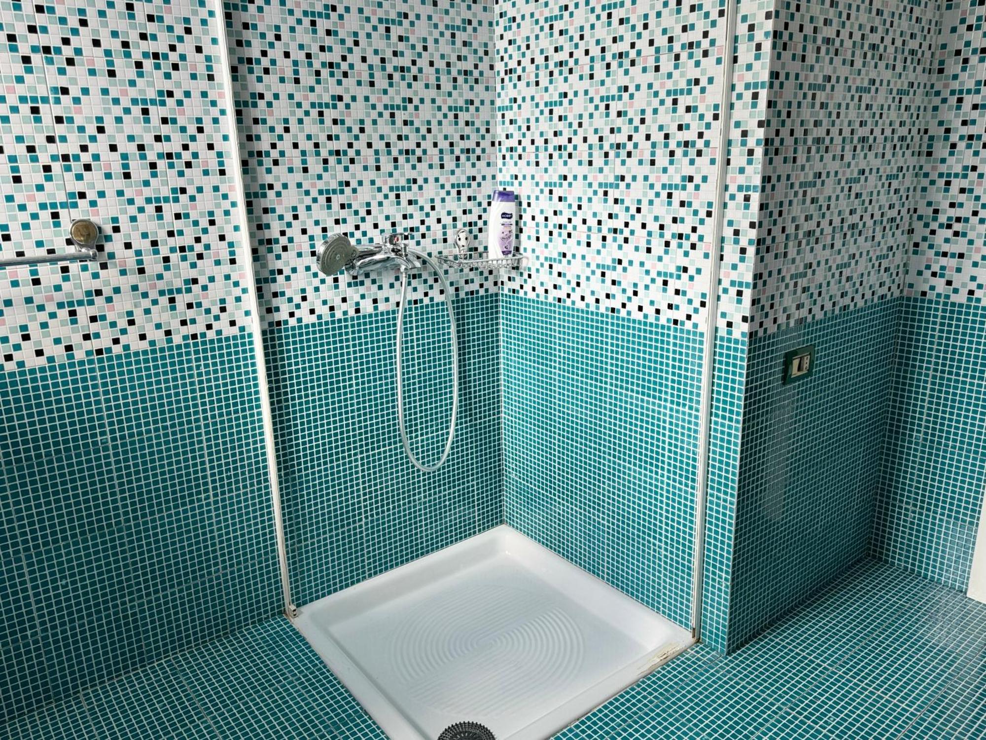 Golden Dublex Tirana Apartment Ngoại thất bức ảnh